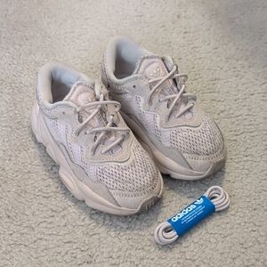 Adidas Kids Light Beige/Off-White Lace-Up Sneakers